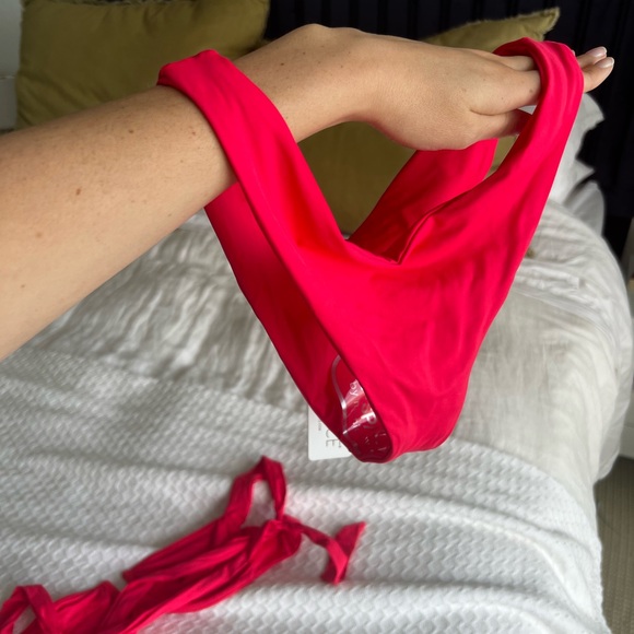 l space hot cherry bikini size large - Picture 3 of 8